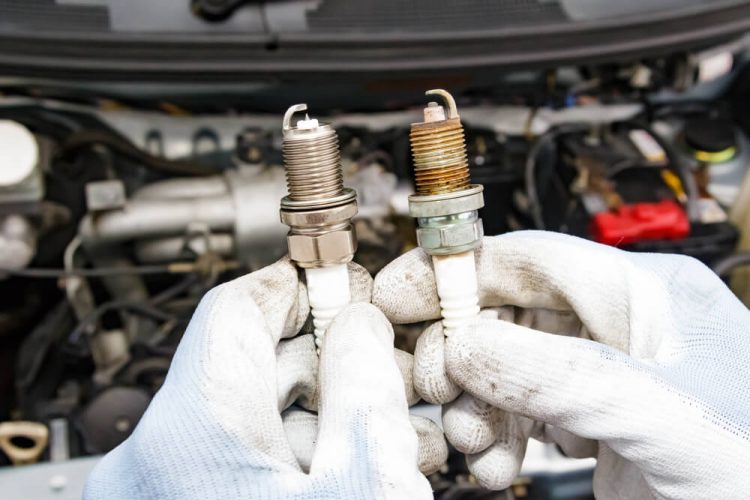 Symptoms-of-Bad-Spark-Plugs