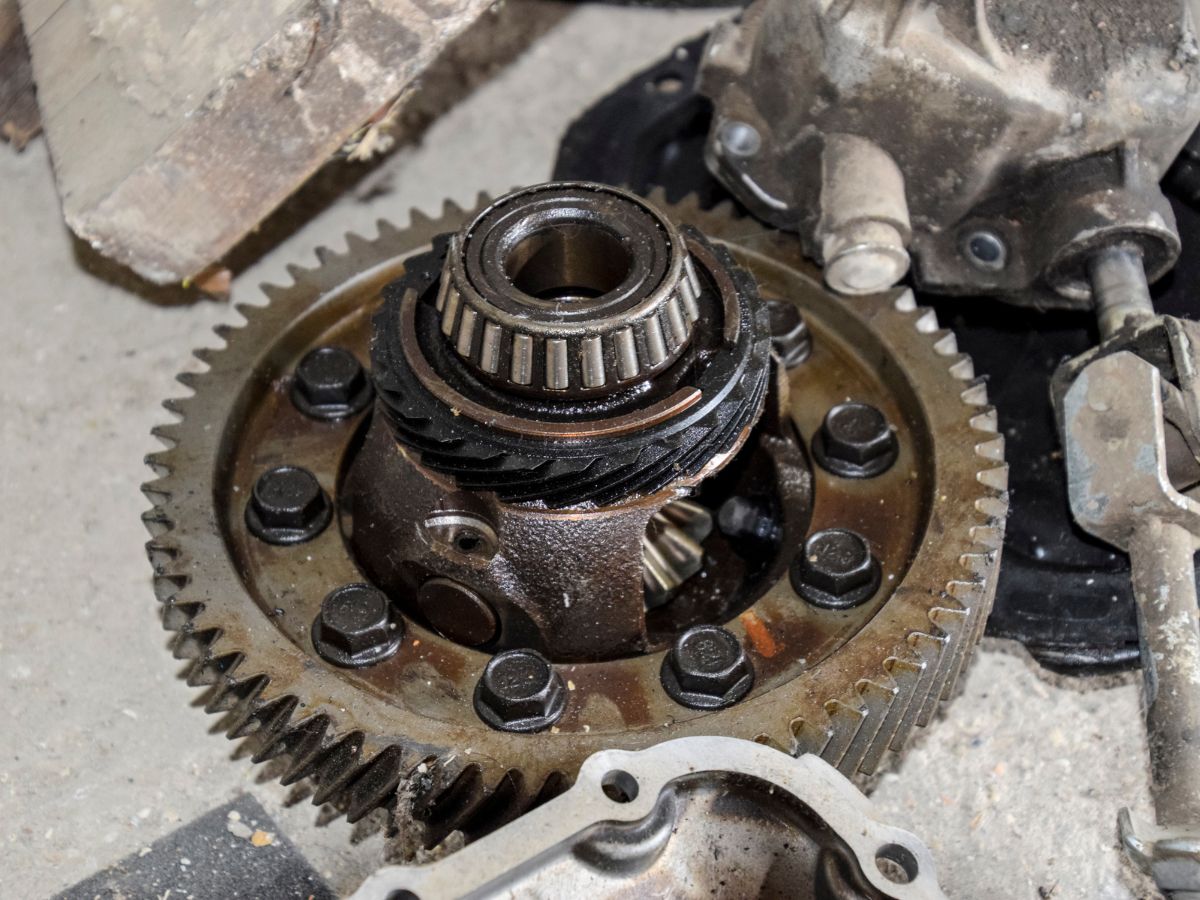 Is It Better to Rebuild or Replace a Transmission